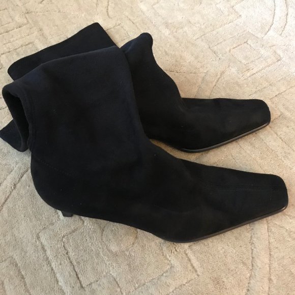 SOLD - Browns Couture Boots - Picture 8 of 16